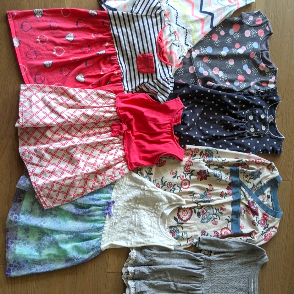 Set of 8 5T girls dresses.